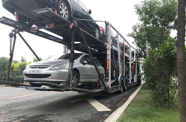 烏魯木齊到成都汽車托運多少錢收費標準(圖2) 你還能趕緊.jpg